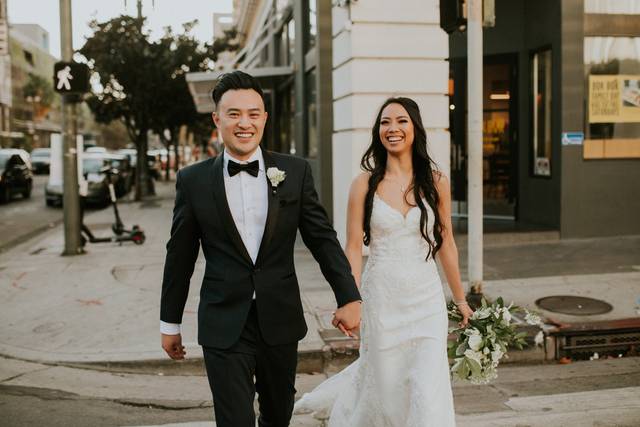Newlyweds in downtown Los Angeles