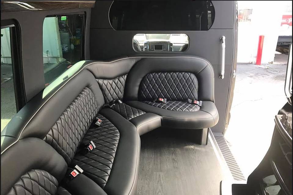 Mercedes Sprinter Limo