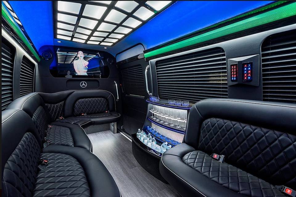 Mercedes Sprinter Limo