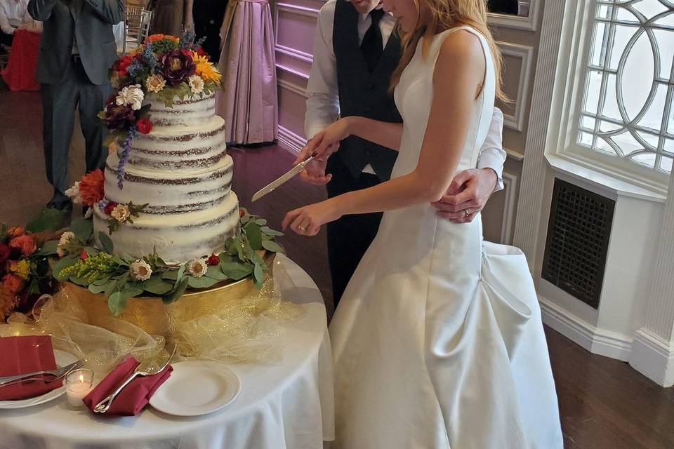 Cutting the cake