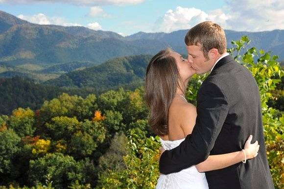 A kiss before the landscape