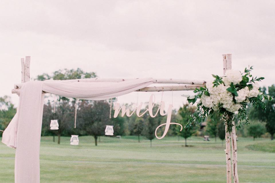 Beautiful arch for Ceremony