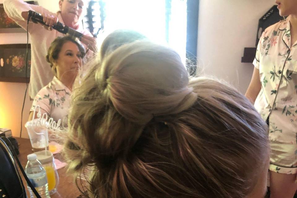 Best wedding hair hot sale stylist near me