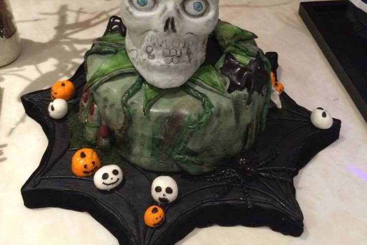 Halloween theme cake