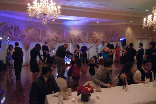 Burger'nFries wedding English Turn Country Club 1/12/13