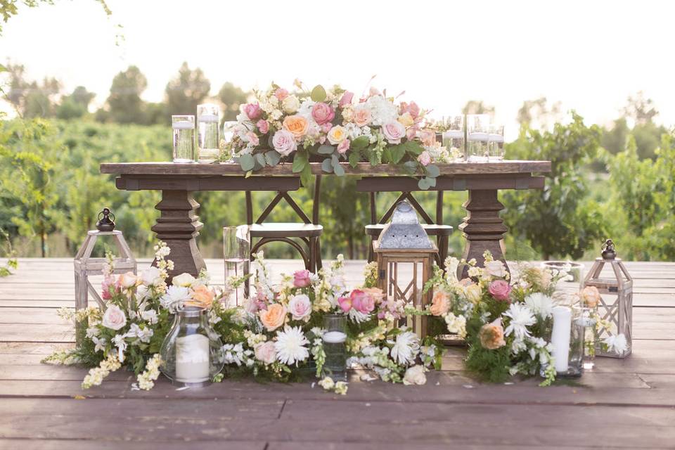 Sweetheart Table Vibes