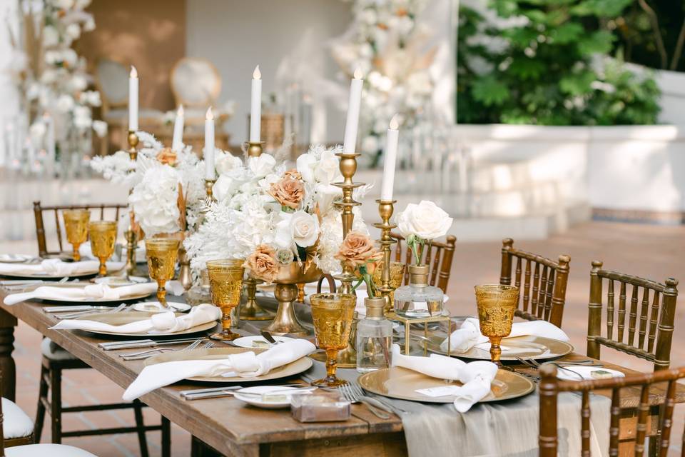 Beautiful Amber Tablescape