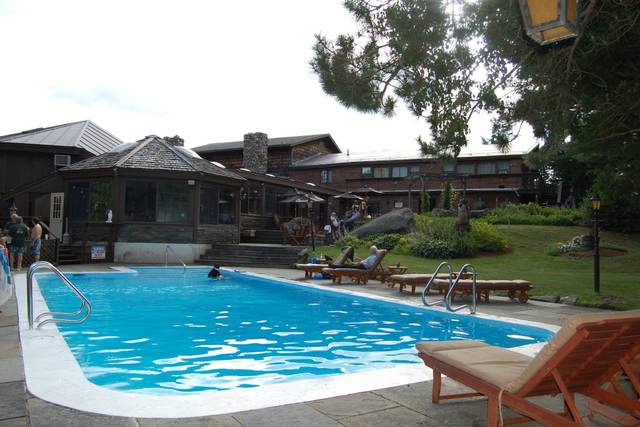 Summit Lodge Resort