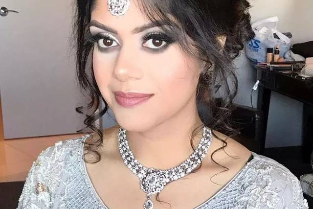 Defined makeup