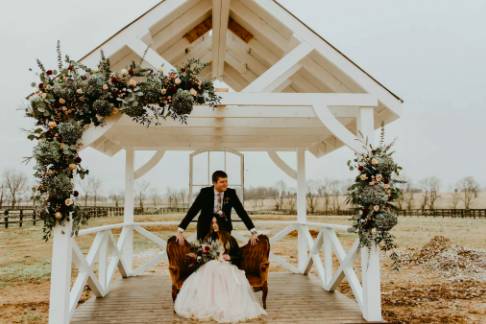 A Vintage Garden Barn Wedding at Brightfield Farms in Hopkinsville