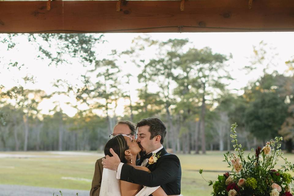 First kiss after ceremony