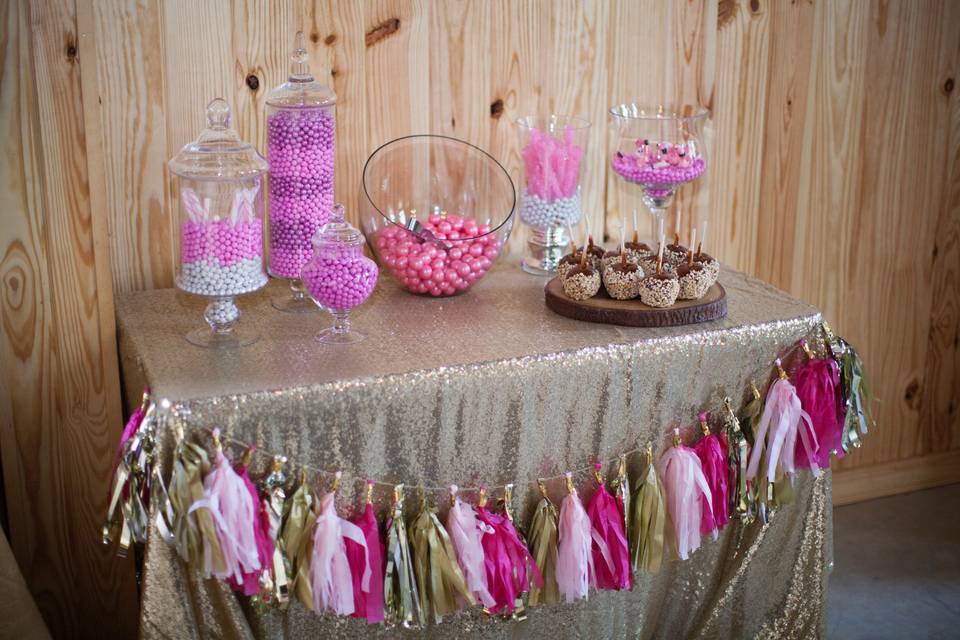 Candy table? Count me in!