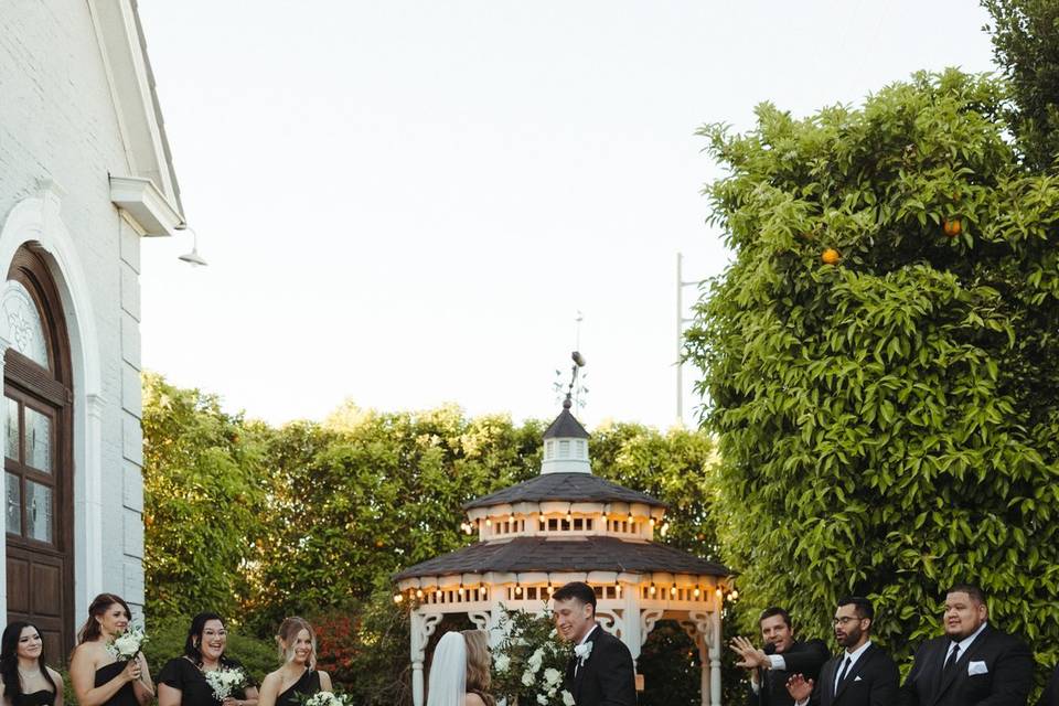 Wedding in the courtyard