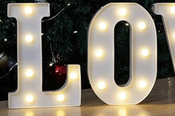 Marquee letters