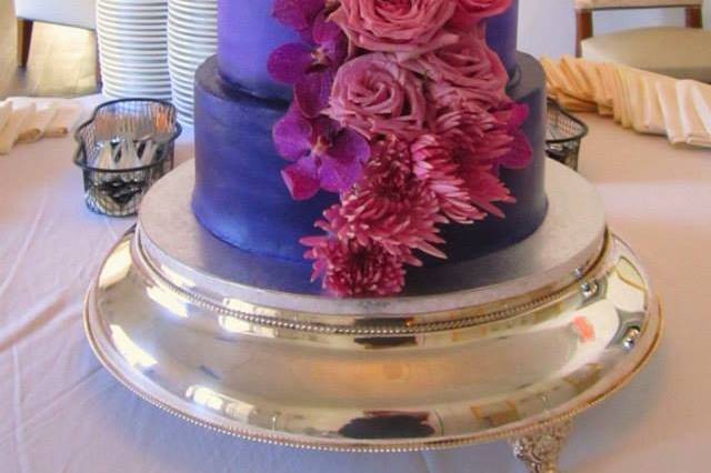 Violet cake