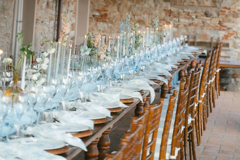 Pastel blue reception alfresco