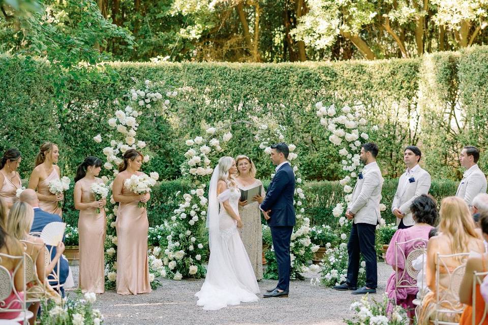 Wedding ceremony moments