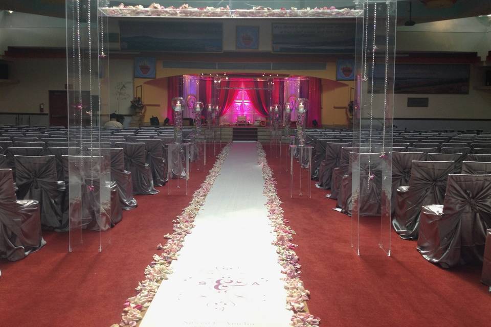 Lucite Mandap - Indian Wedding