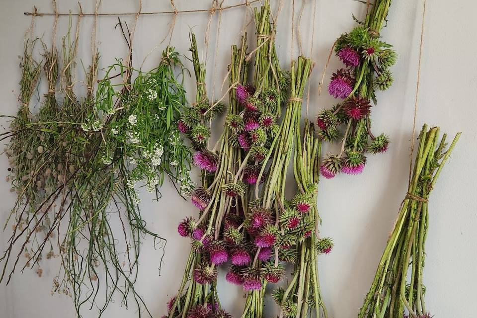 Flower drying process