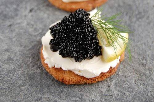 Smoked slamon mousse canapé, American caviar