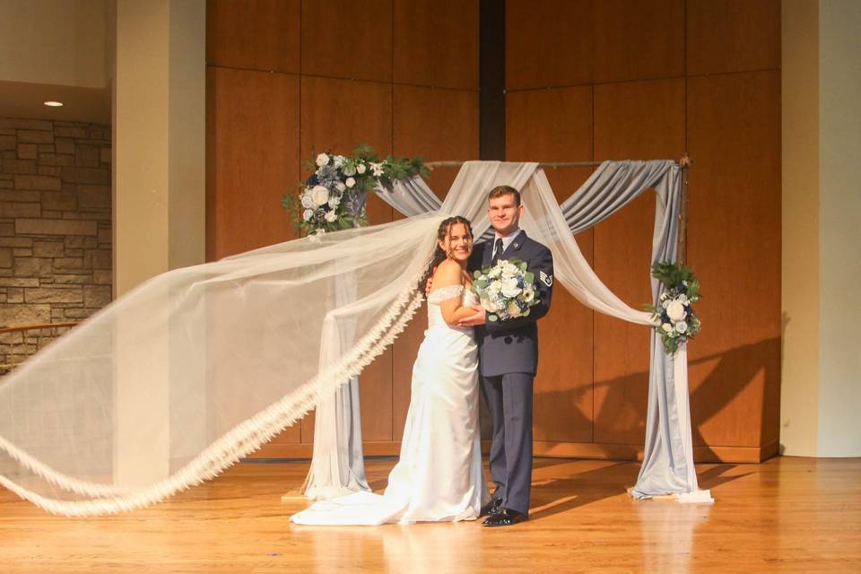 What a beautiful veil wedding