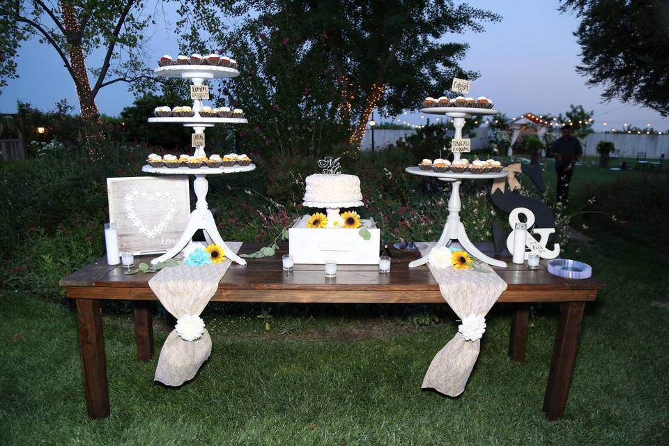 Cake Table