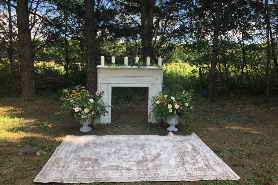 Ceremony Mantle