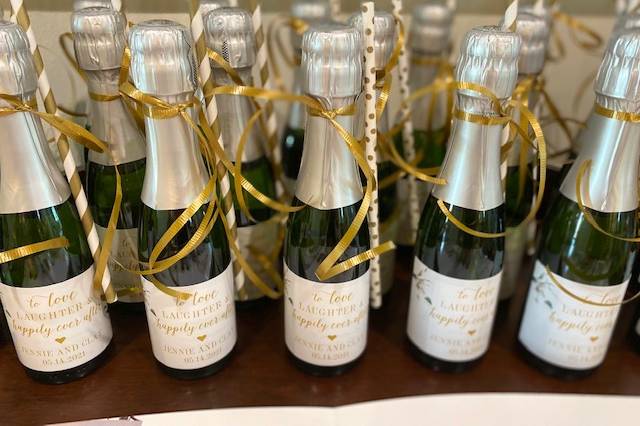 Champagne Favors