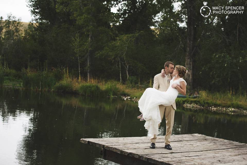 Montana Wedding Photographer for the Adventurous Couple.  Quaking Aspen Ranch, Absarokee MT
