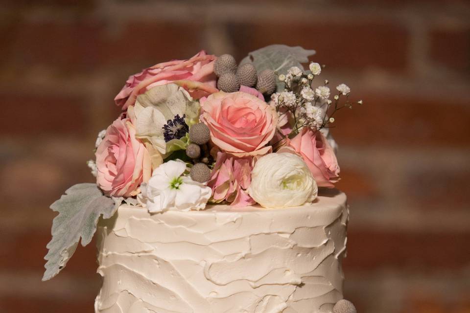 Two-layered wedding cake