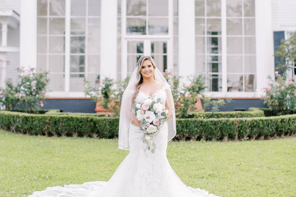 Guest-of-honor holding bouquet