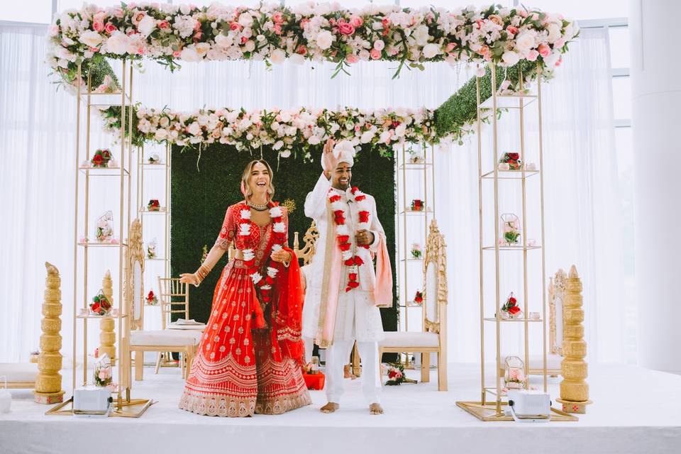 Mr & Mrs