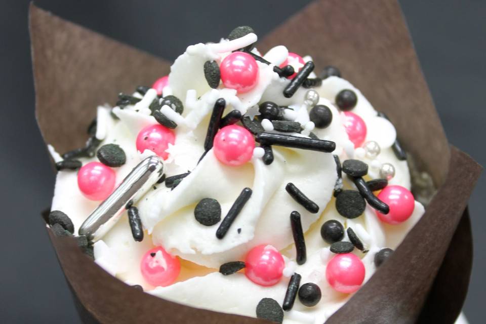 Black & pink sprinkles