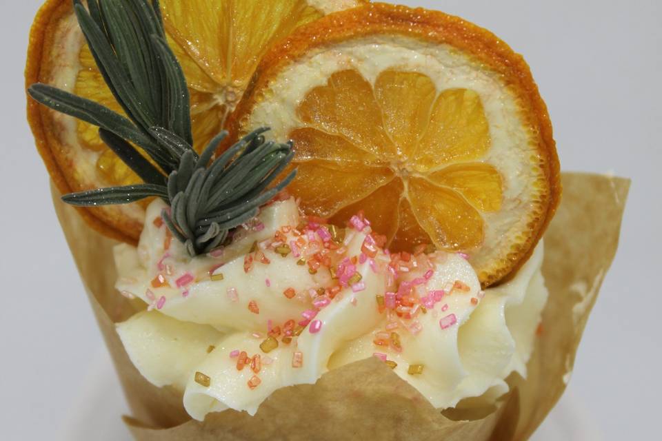 Buttercream with dried fruit