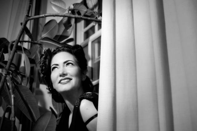 Tara O'Grady & the Black Velvet Band