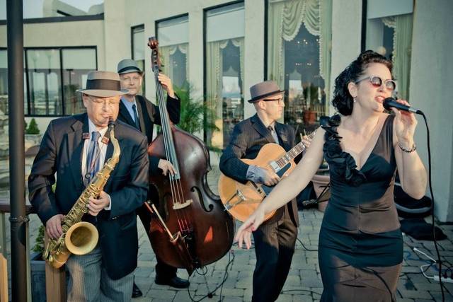 Tara O'Grady & the Black Velvet Band