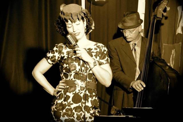 Tara O'Grady & the Black Velvet Band