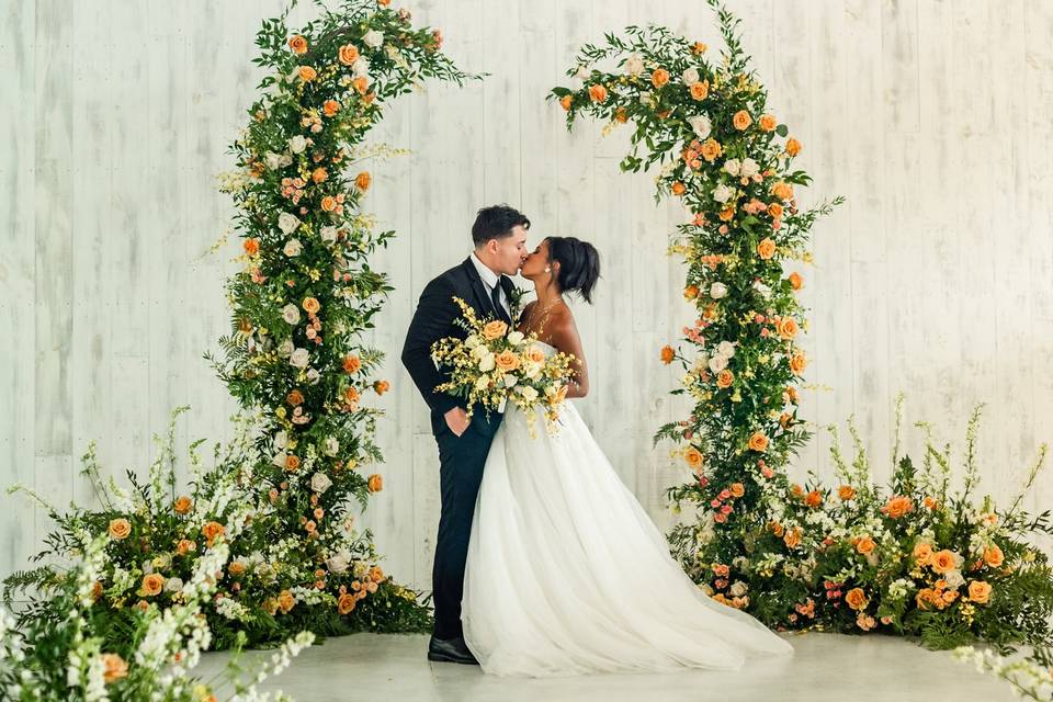 White barn ceremony