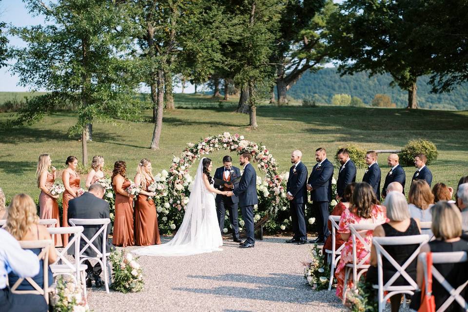Outdoor ceremony circle