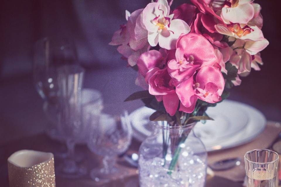 Glamorous table decor