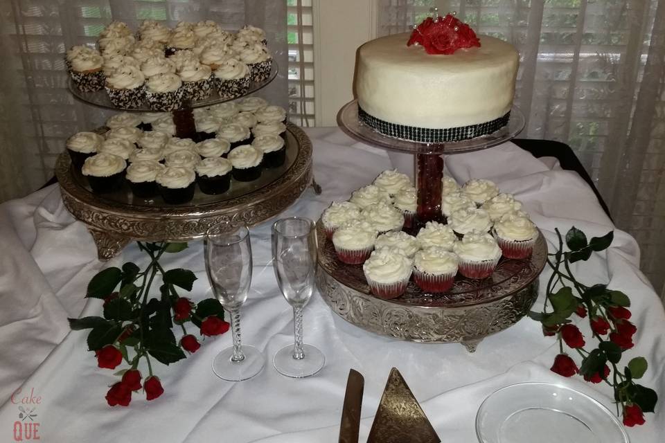 The dessert table