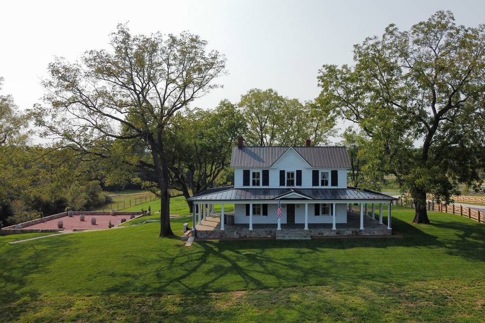 Longfield Manor