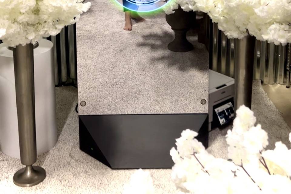 Mirrors Touch Wedding