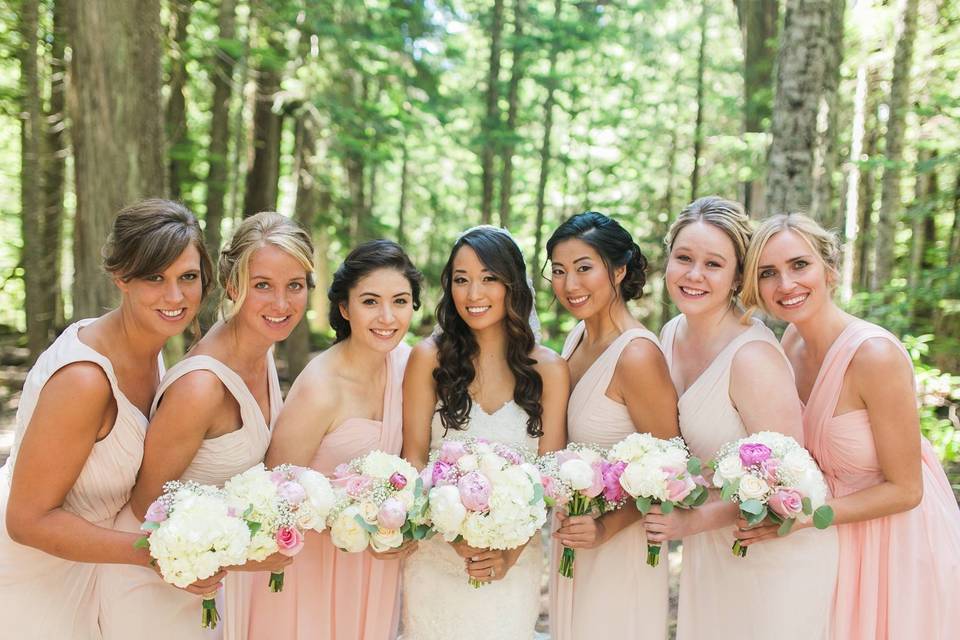 Bridesmaids in the woods