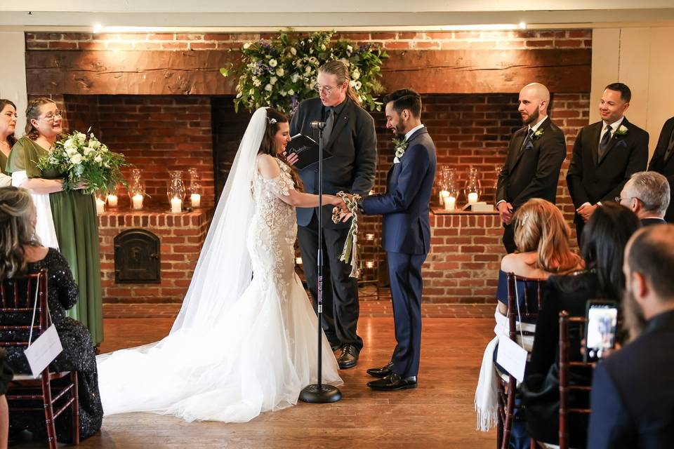 Smithville Inn Officiant