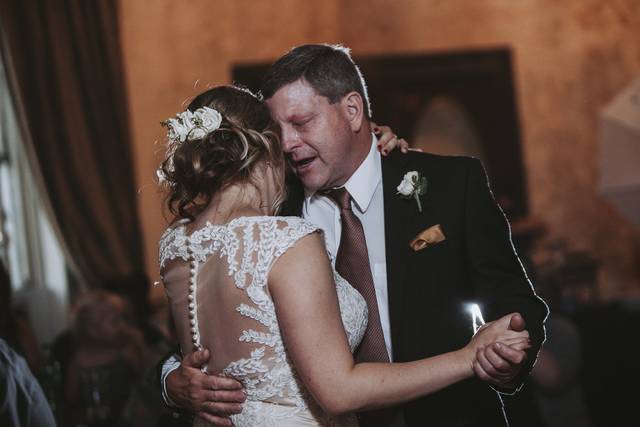 Father & daughter dance