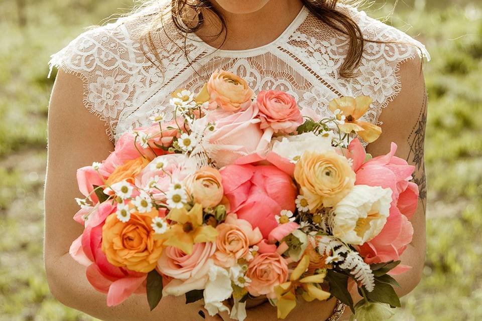 Pink and peach bouquet