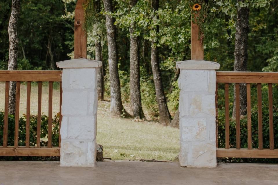 Ceremony arch