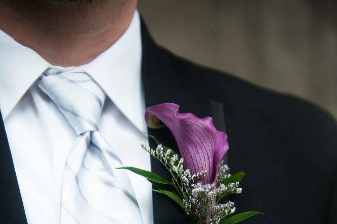 Groom Boutonniere