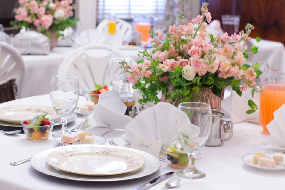 Wedding reception table decor